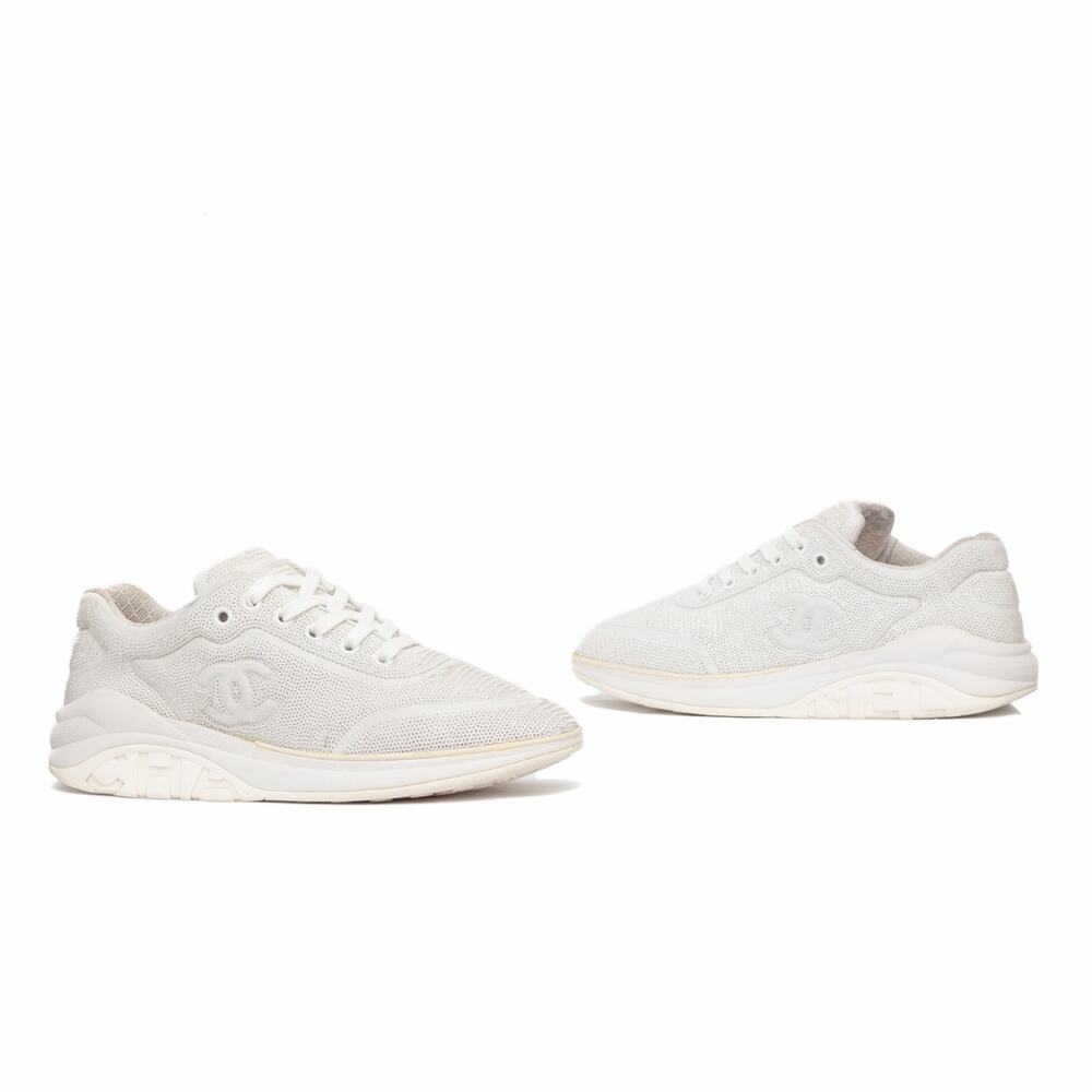 $1K CHANEL 2020 White Sequin Leather CC Low-Top Sneakers Trainers 39.5 US 9.5
